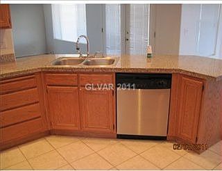 3rd image of 1011 Skysail Dr