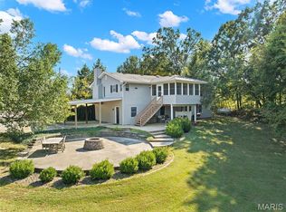 1956 Gunsmith Ln, Leslie, MO 63056