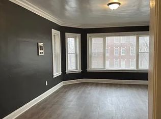 7236 S Jeffery Blvd APT 2, Chicago, IL 60649