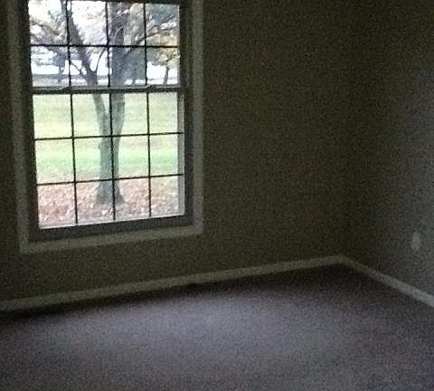 5th image of 49545 Lordstown Ct