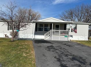 5613 Classic Ct, Fayetteville, PA 17222