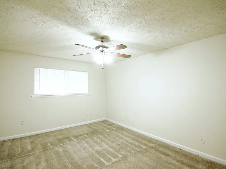 Scandia Cir — Photo 24