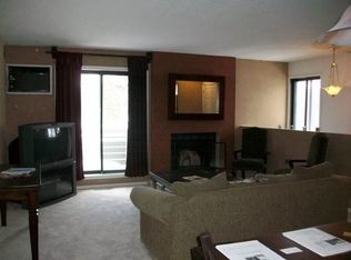 415 Shelard Pkwy UNIT 204, Saint Louis Park, MN 55426