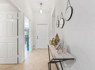 8494 Logia Cir, Boynton Beach, FL 33472