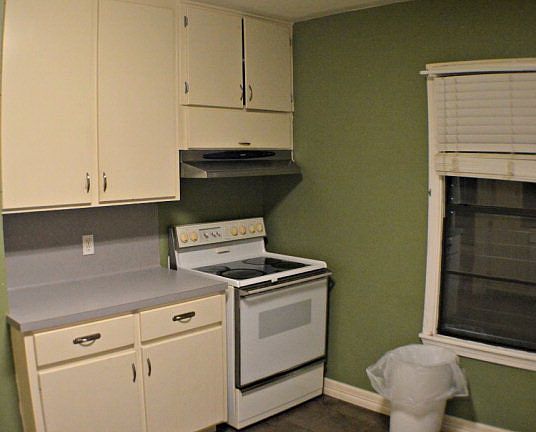 4th image of 218 Charlotte Dr