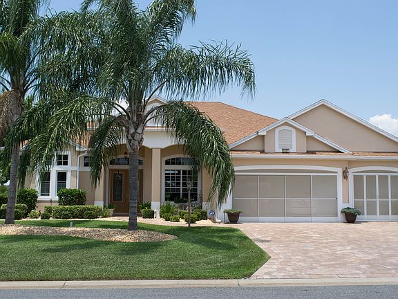 2nd image of 5637 Sir Churchill Dr
