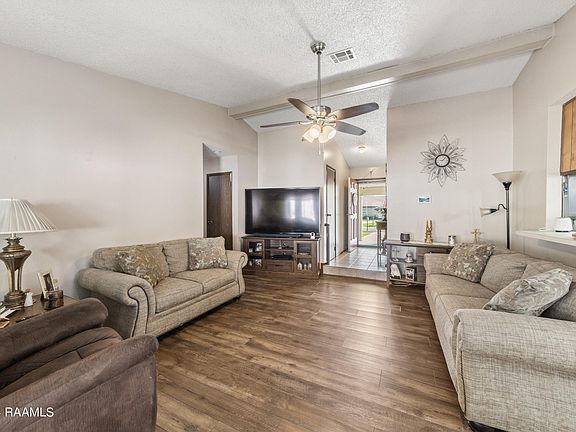2nd image of 103 Plaza Village Dr