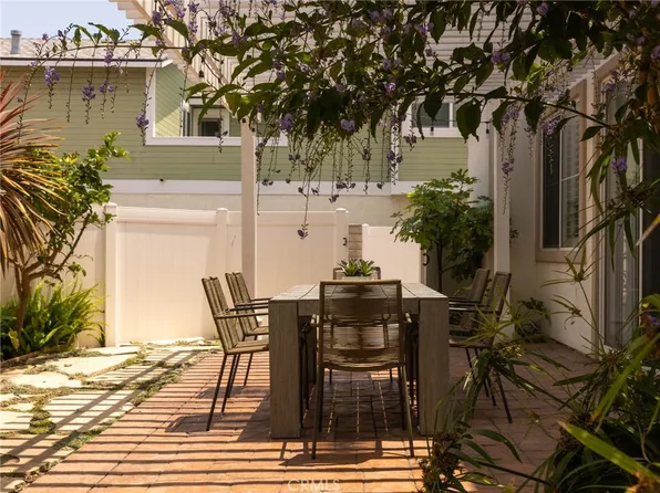 2015 Speyer Ln #A, Redondo Beach, CA 90278
