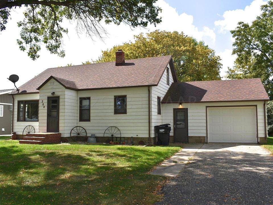 204 2nd St