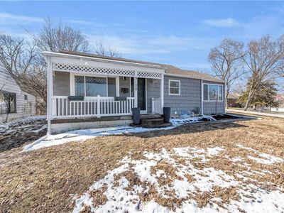 9100 Charlotte St, Kansas City, MO, 64131