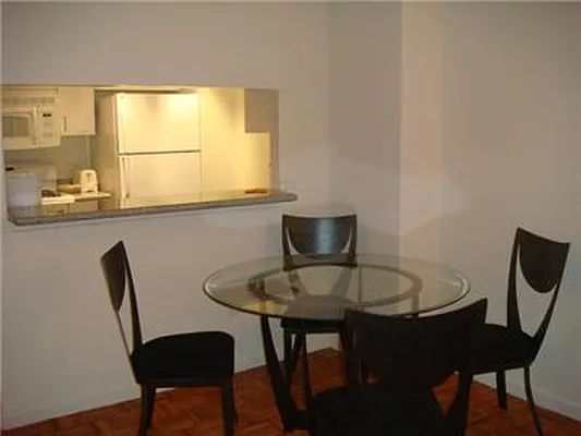 Rented by Luxury Property Group | media 2