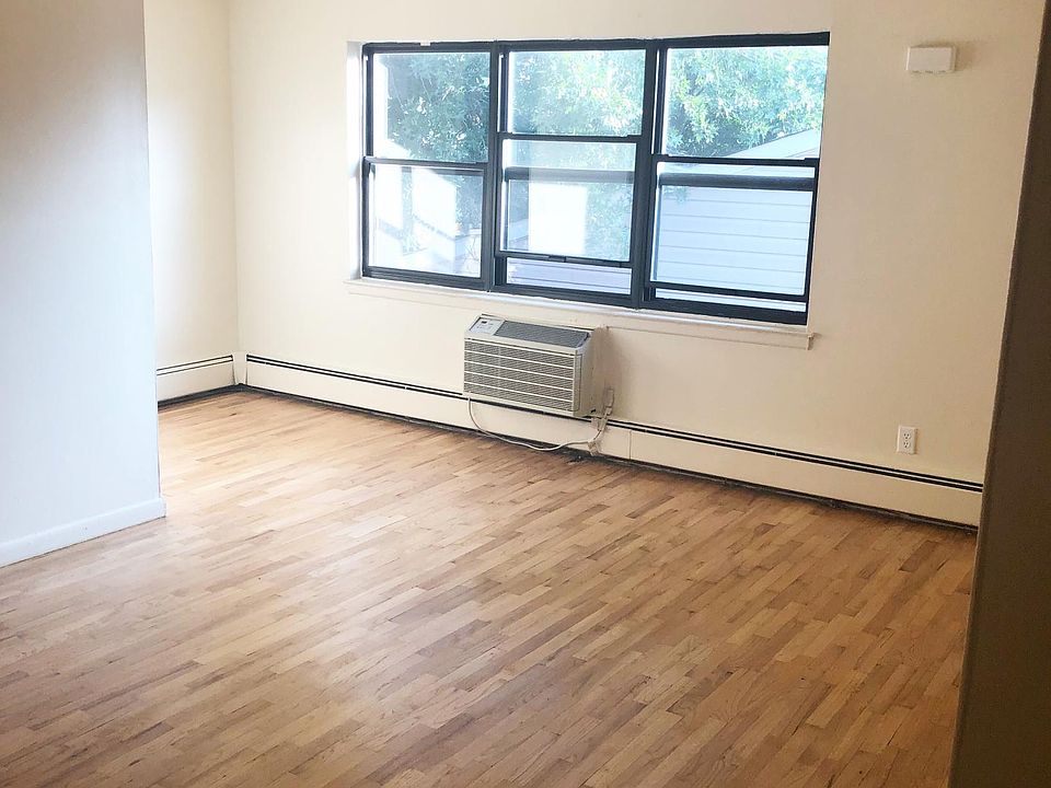 2nd image of 131 Us Highway 46 W APT 2W