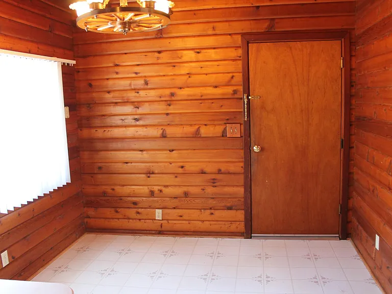 205 W Weimar Cross Rd — Photo 6