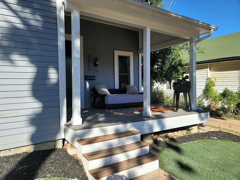 South facing covered porch