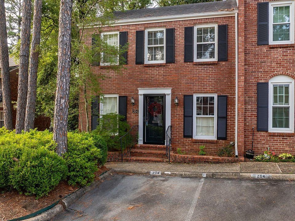 1st image of 2805 Foxcroft Rd APT 204