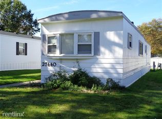 27440 Bordeau St, Romulus, MI 48174