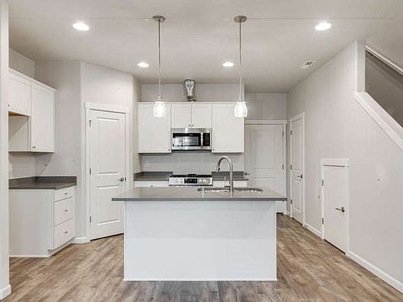 4th image of 11010 NE 23rd Cir
