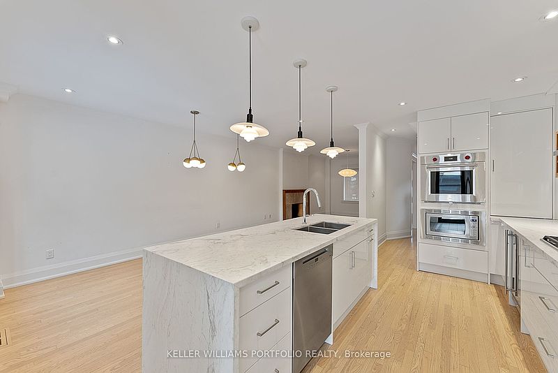 Toronto House for rent - 3 Bedrooms — photo 18
