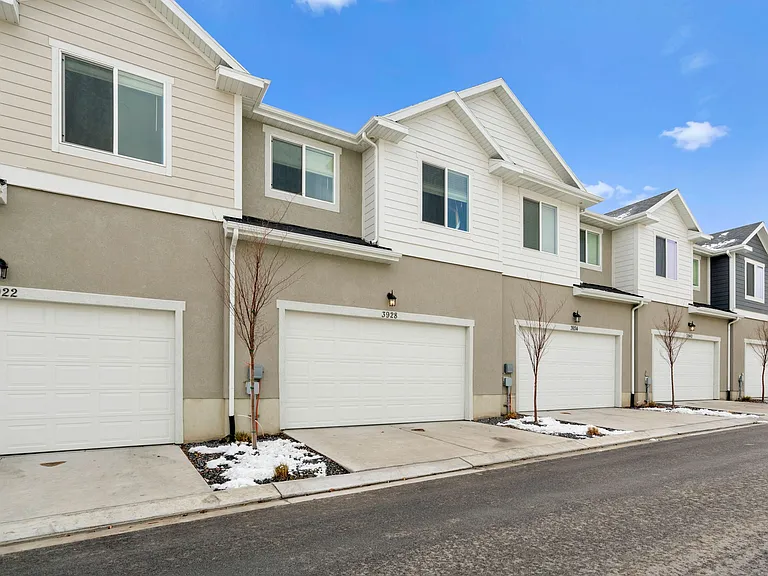 3928 W Hardman Way #4 — Photo 3