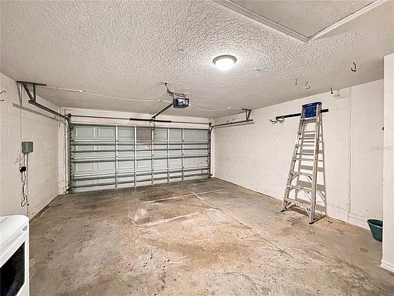 3rd image of 5500 ANSLEY WAY