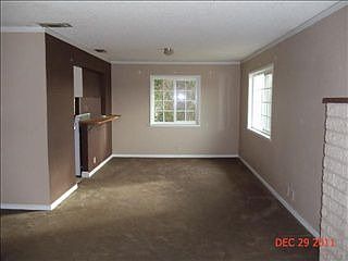 2nd image of 18390 Gerrans St