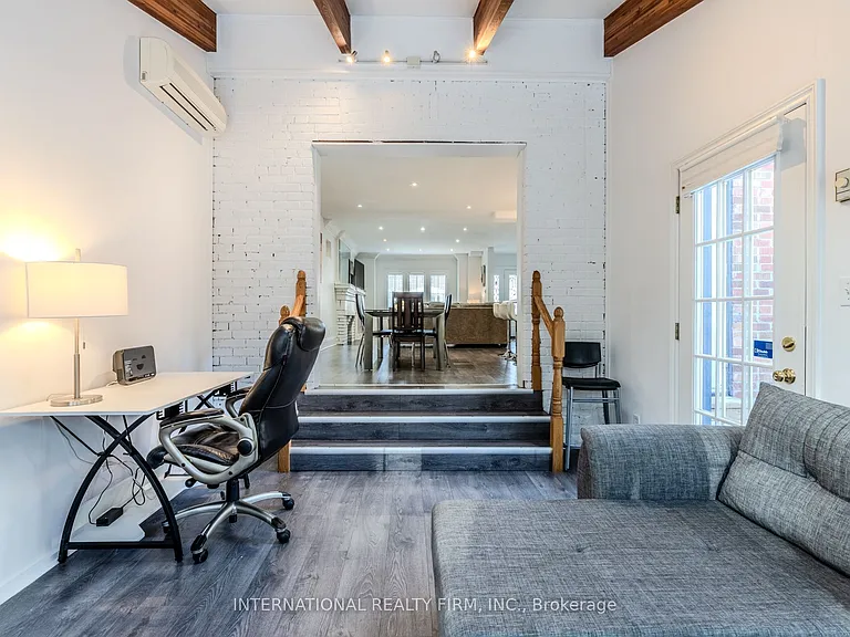 47 Maxwell Ave — Photo 10