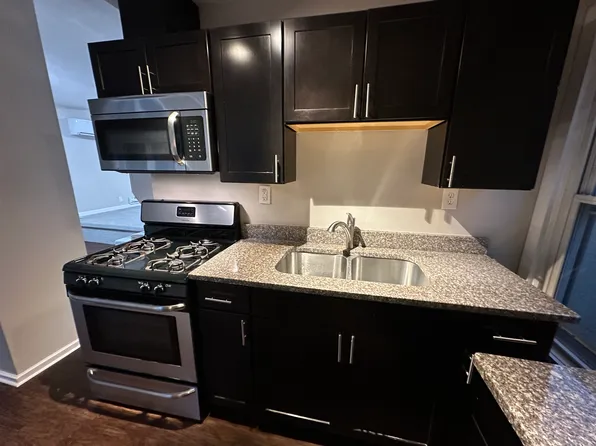 655 Washington St NE APT 2, Minneapolis, MN 55413