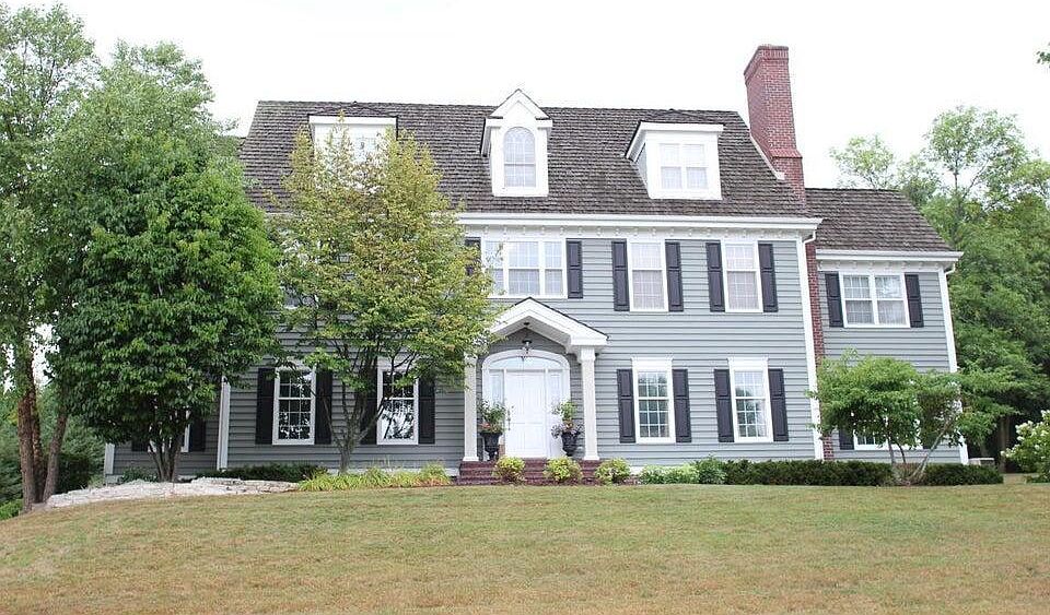 1st image of N78W13022 Country Club COURT