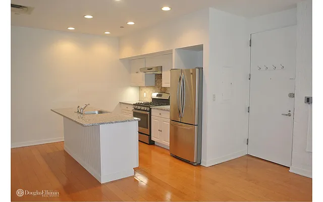 Rented by Douglas Elliman | media 24