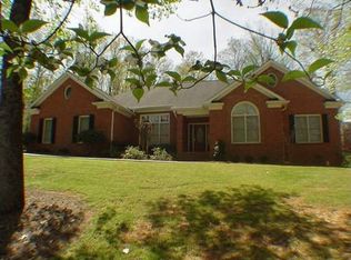 245 Emerald Lake Dr, Fayetteville, GA 30215