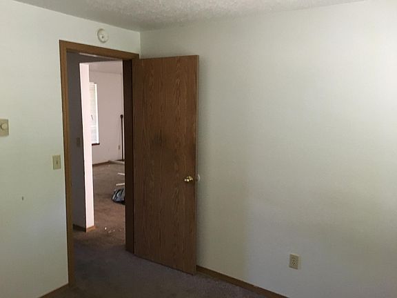 3rd image of 782 SE 7th Ave #782