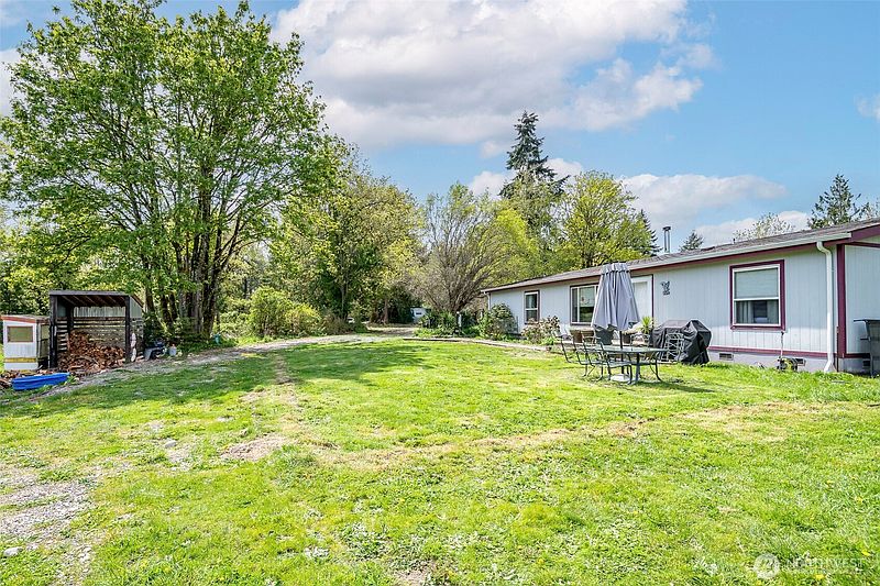 5th image of 14919 24th Street SW