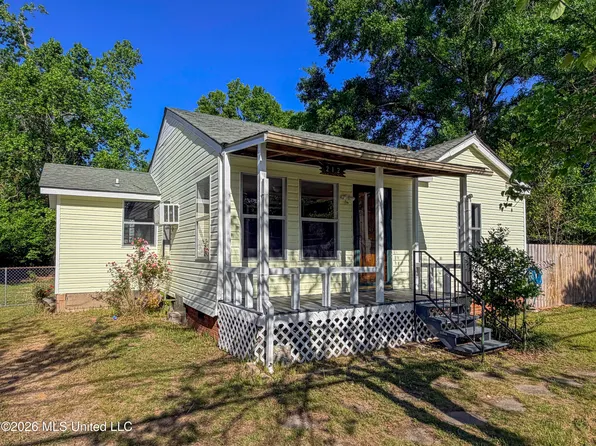 212 N George Ave, Petal, MS 39465