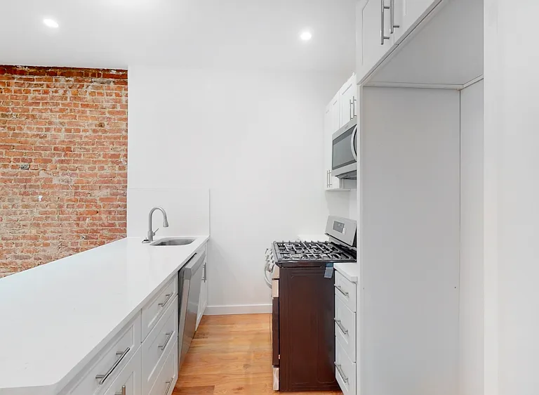1250 Flatbush Ave #2 — Photo 4