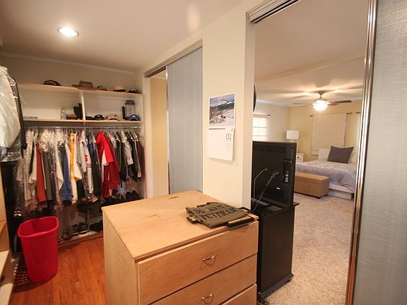 Walk in Closet
