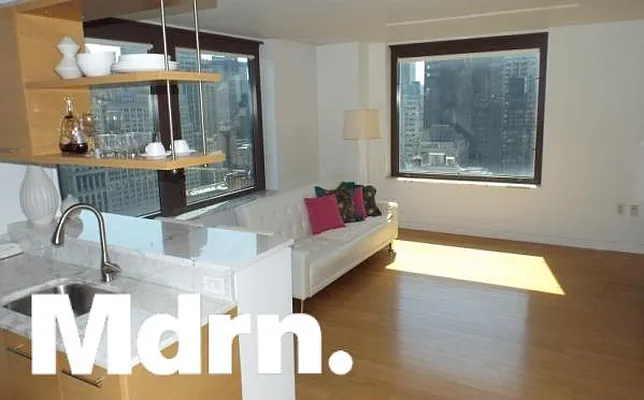 Rented by Mdrn Residential | media 30
