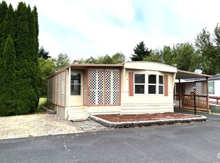 2359 Sparrow Loop, Kelso, WA 98626