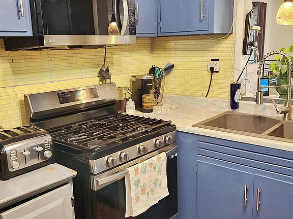 4th image of 2984 W Pierce Dr