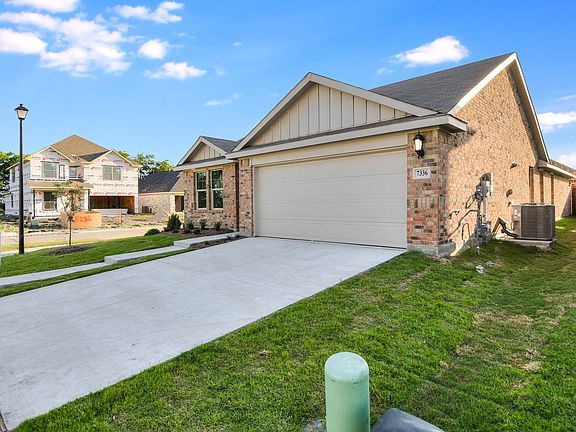 3rd image of 7336 Village Falls Ln