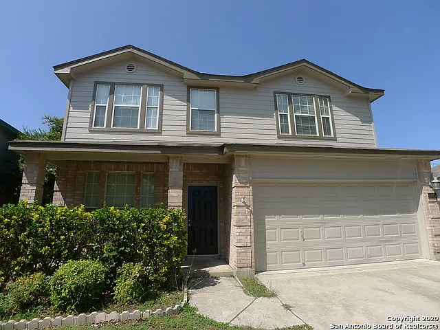 2935 Encino Riv — Photo 2