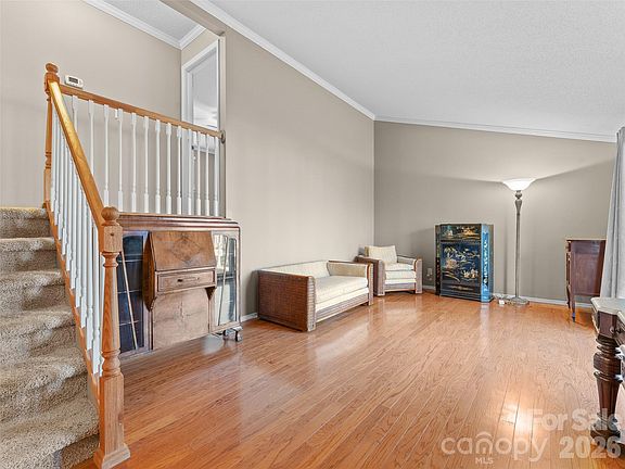2nd image of 29 Reynolda Dr