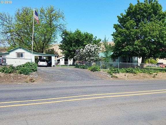 2nd image of 42825 Main St