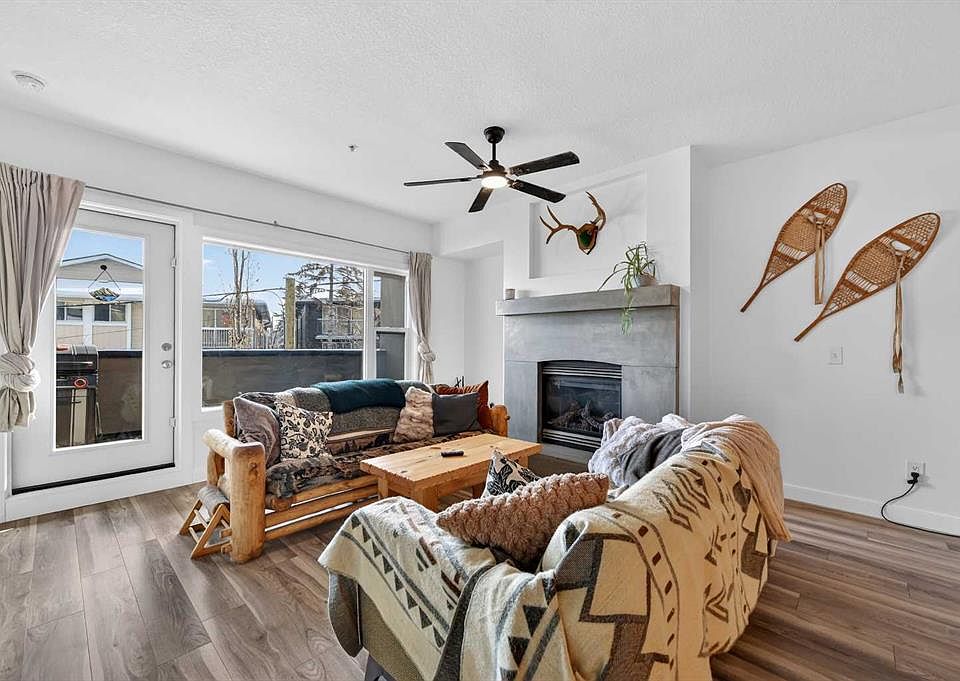 1st image of 1828 E 14th St SW #105