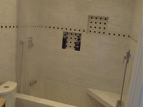4th image of 1020 S 230th St APT 106