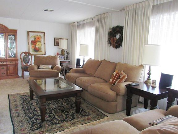2nd image of 1225 Vienna Dr #286