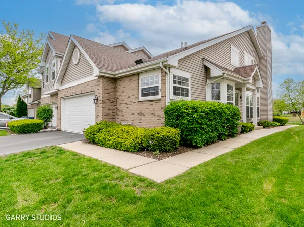 926 Willow St, Itasca, IL 60143