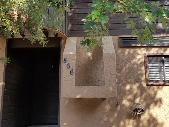 866 Pebblewood Dr, Colorado Springs, CO 80919