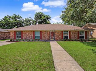 2009 Cliffside Dr, Edgecliff Village, TX 76134