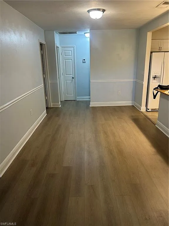 3 bed, 2.0 bath, 1358 sqft, $3,200 — Photo 3