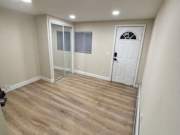 (undisclosed Address)